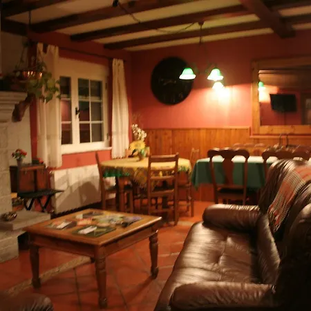 Gospodarstwo wiejskie La Casona De Collado Hoyos del Collado