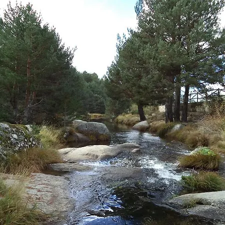 Gospodarstwo wiejskie La Casona De Collado Hoyos del Collado